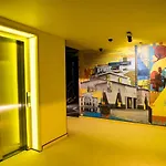 !fest Готель 4*