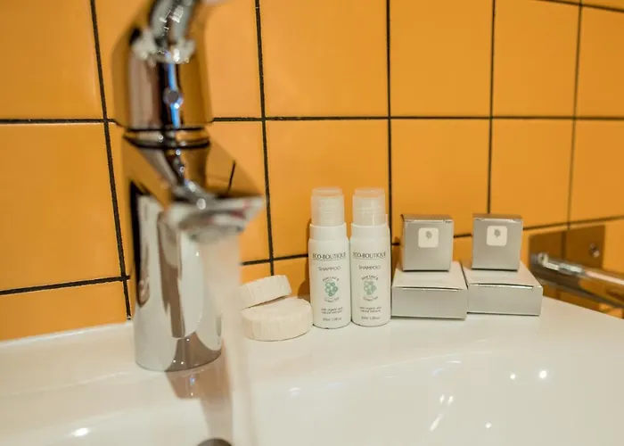 !fest מלון לבוב